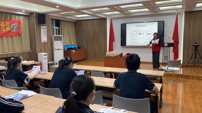 以下是一些广州地区知名的电工培训学校，供大家参考：