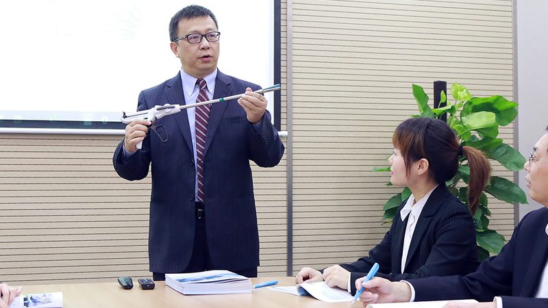 通常情况下，在线提升学历的毕业时间在1-2年左右。具体来说：